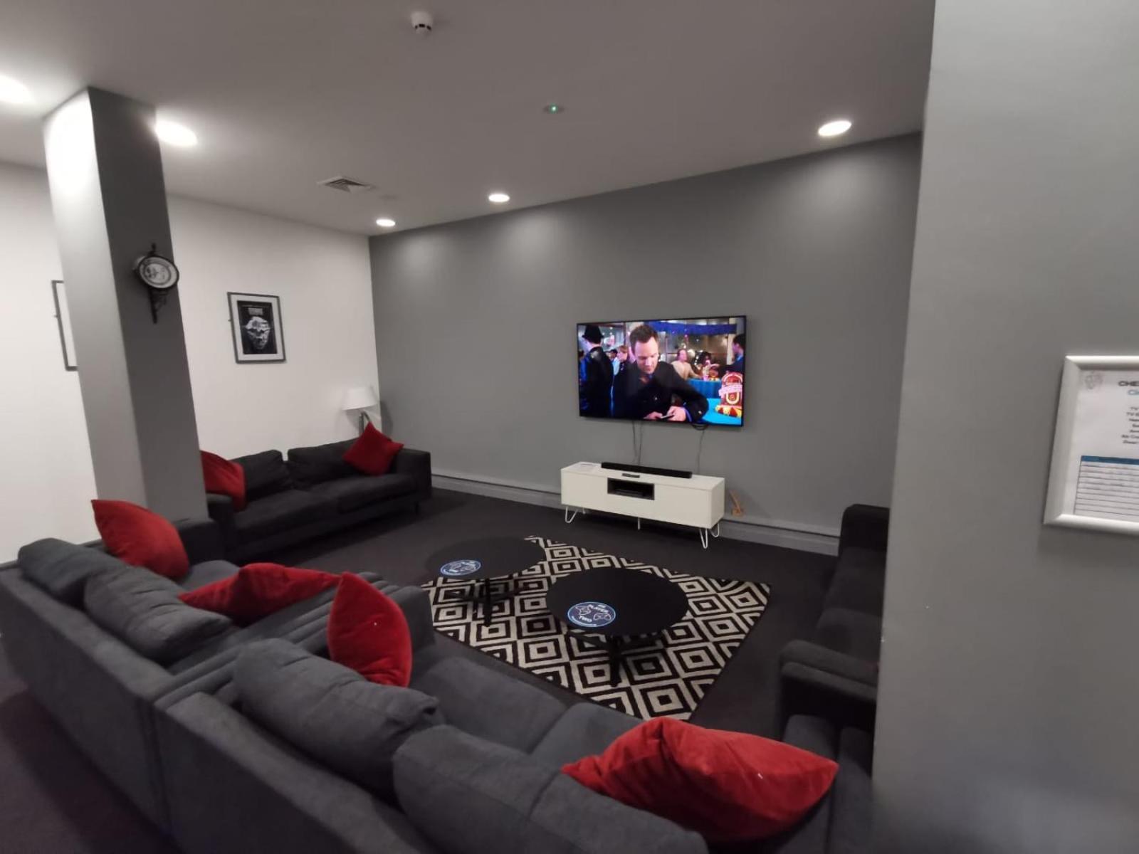 Apartament For Students Only At Great Patrick Street Belfast Zewnętrze zdjęcie