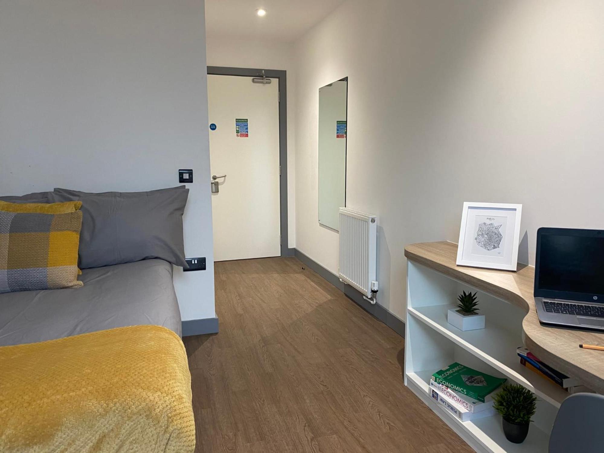 Apartament For Students Only At Great Patrick Street Belfast Zewnętrze zdjęcie